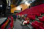 Visite du Théâtre des Louvrais - 